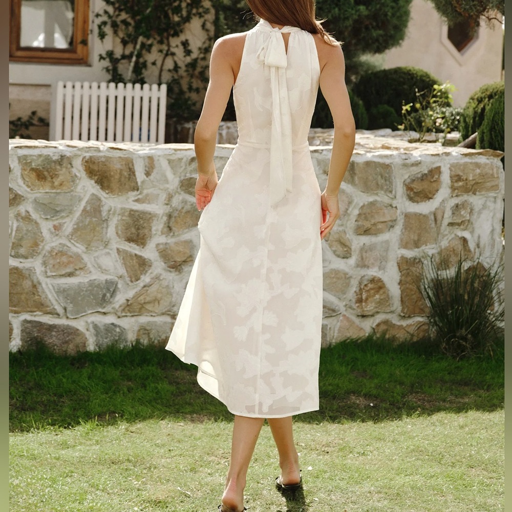 Rihoas Beige Halter Floral Midi Dresses - Picture 5 of 9
